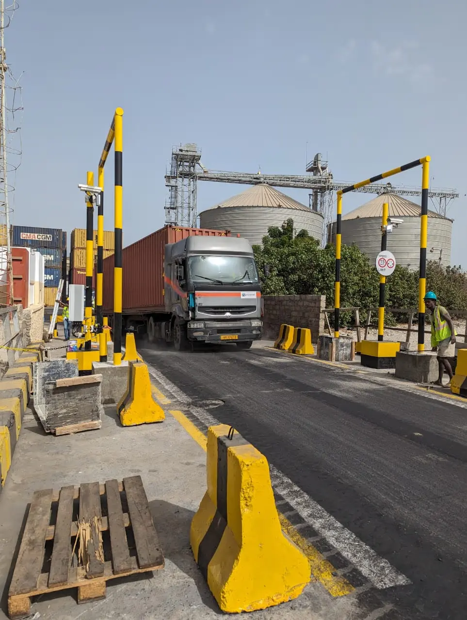 installation TREX-CONTAINER port Banjul (Gambie)